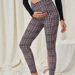 Shein Maternity Overlap Waist. Plaid.